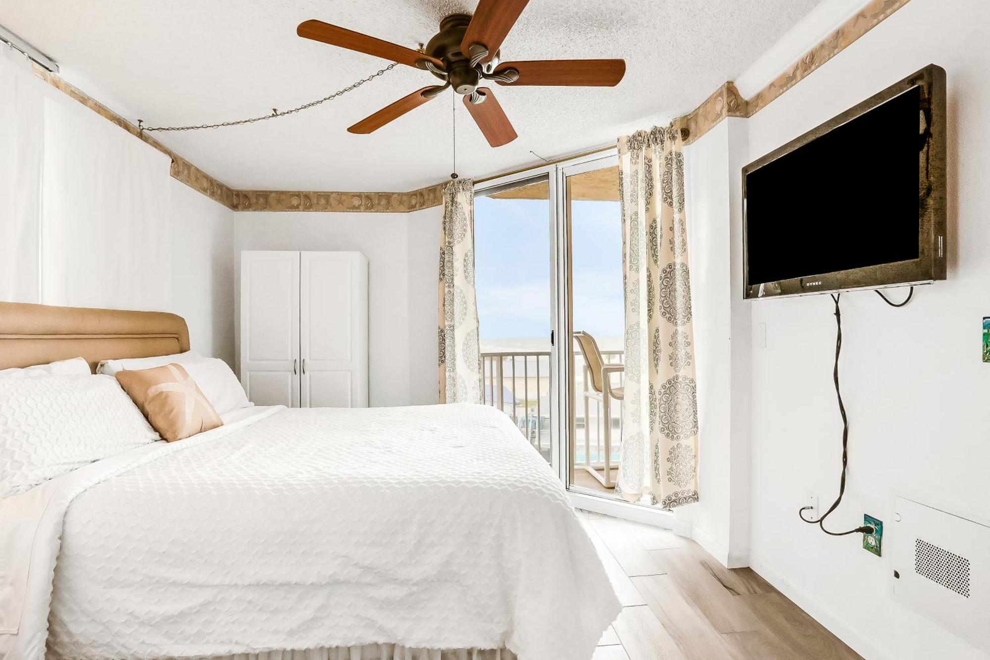 Oceania Plaza & Holiday home *