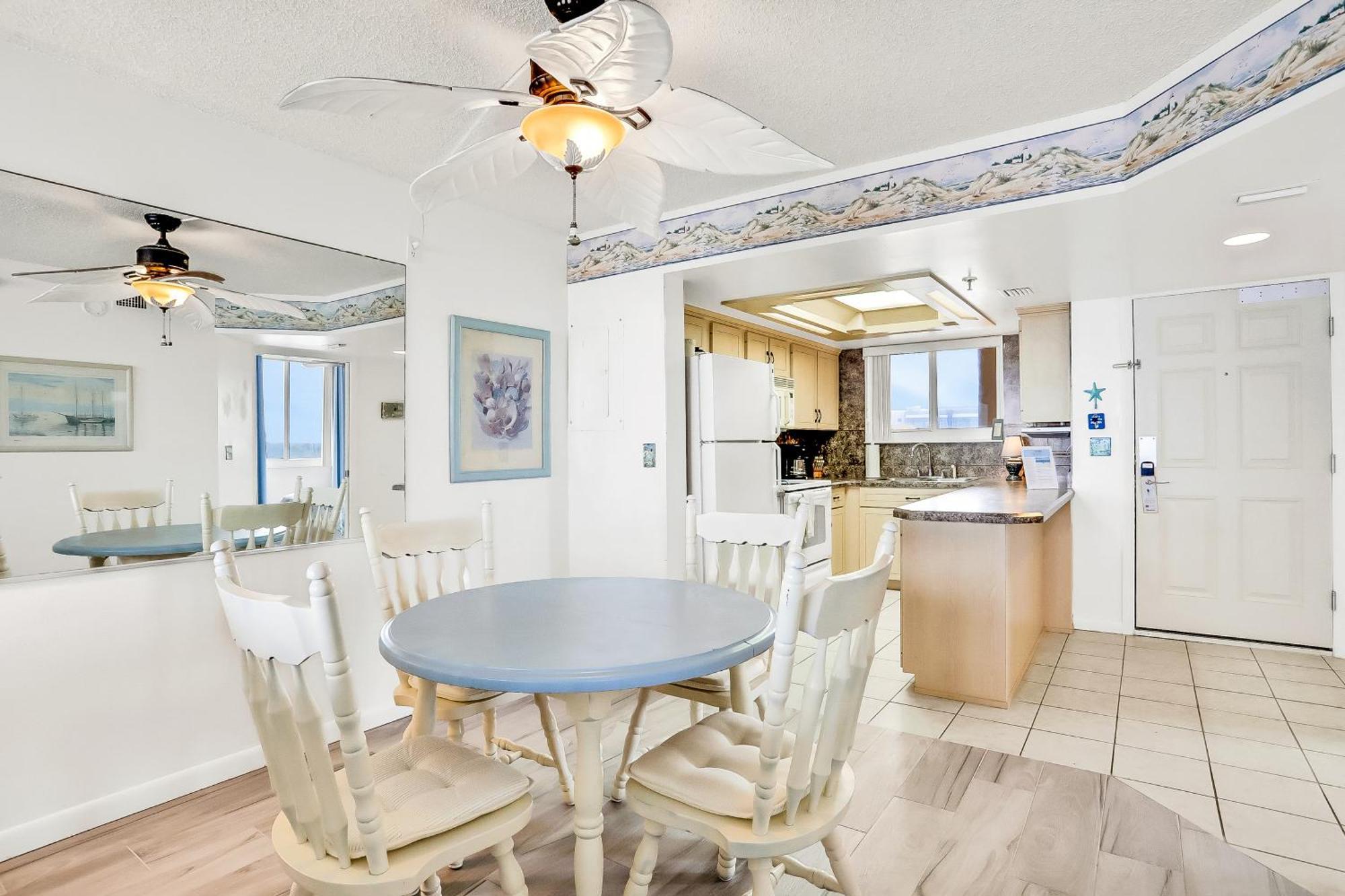 Oceania Plaza & Holiday home *