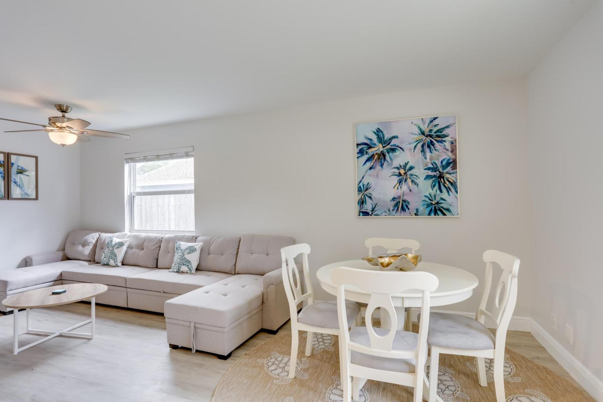 Pet-friendly Townhome, 6 Mi To Beaches! Holiday home Jupiter