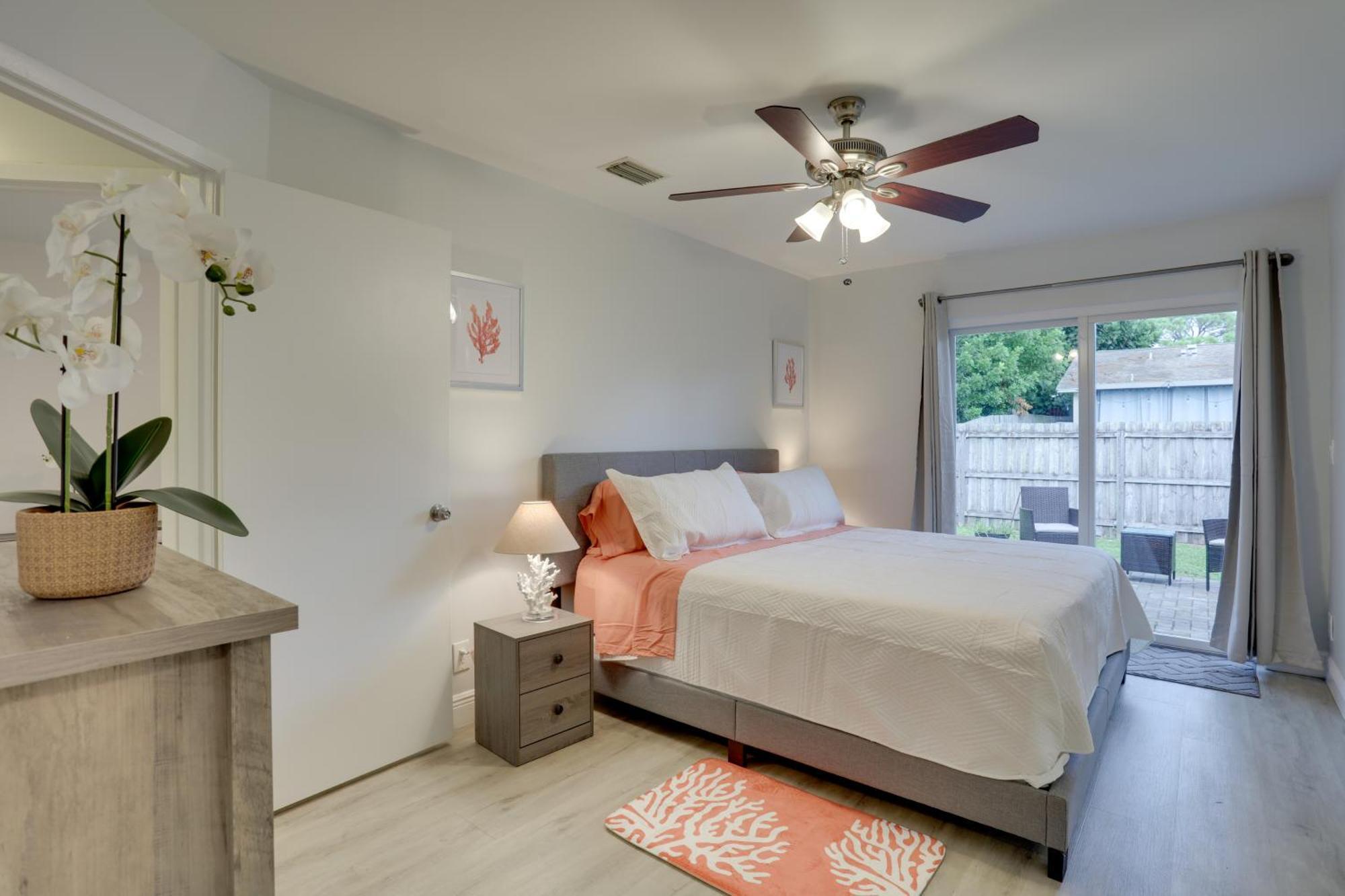 Townhome With Patio And Yard About 6 Mi To Beach! Holiday home *