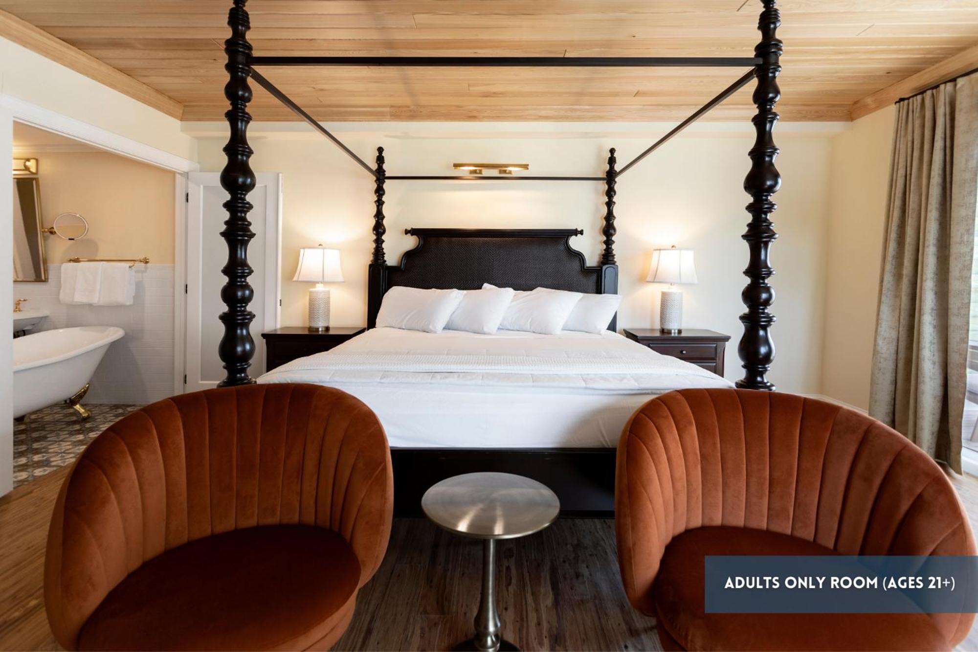 Hotel Grassy Flats & Club 3*