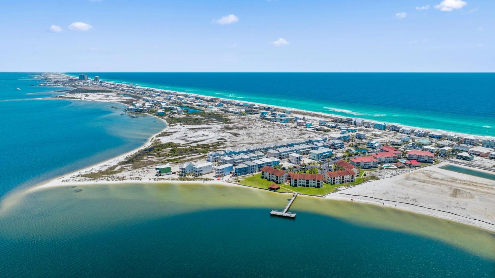 Sunset Harbor Unit 422 * Navarre