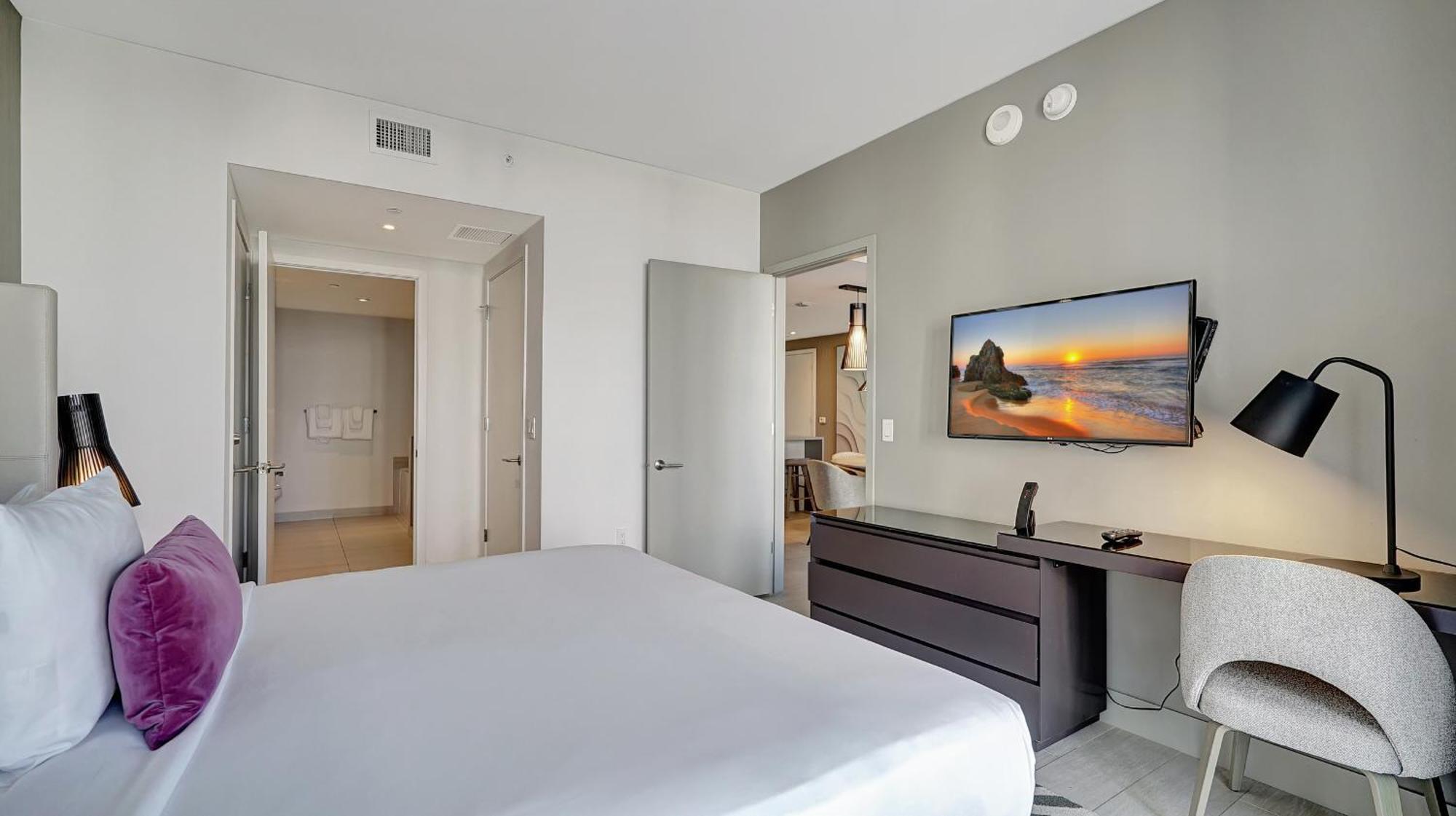 Elegance By The Ocean - 2bd Hyde House Gem With Luxury Amenities Hollywood