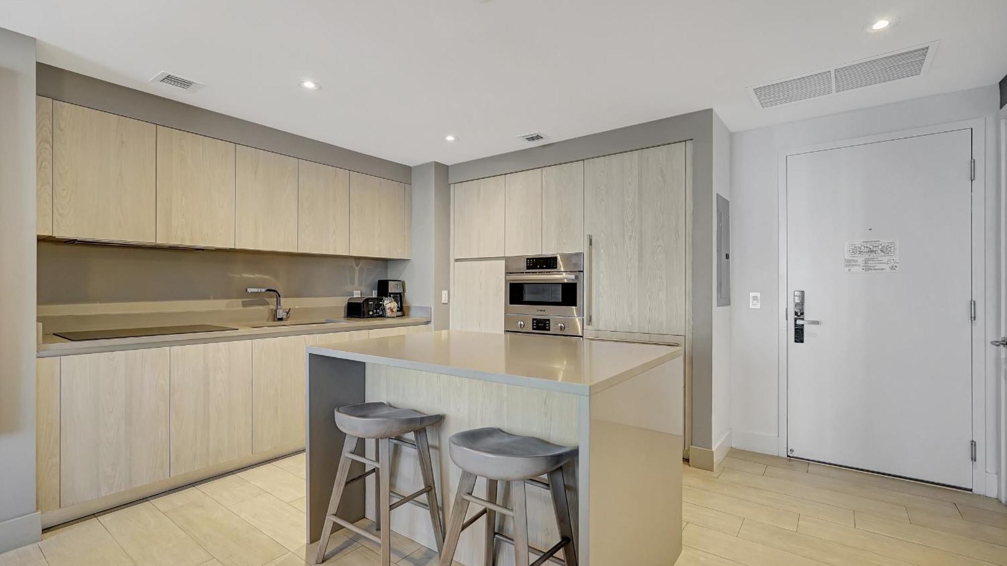 Elegance By The Ocean - 2bd Hyde House Gem With Luxury Amenities *