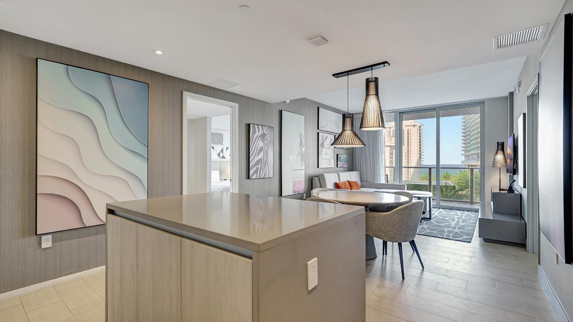 Apartment Elegance By The Ocean - 2bd Hyde House Gem With Luxury Amenities *