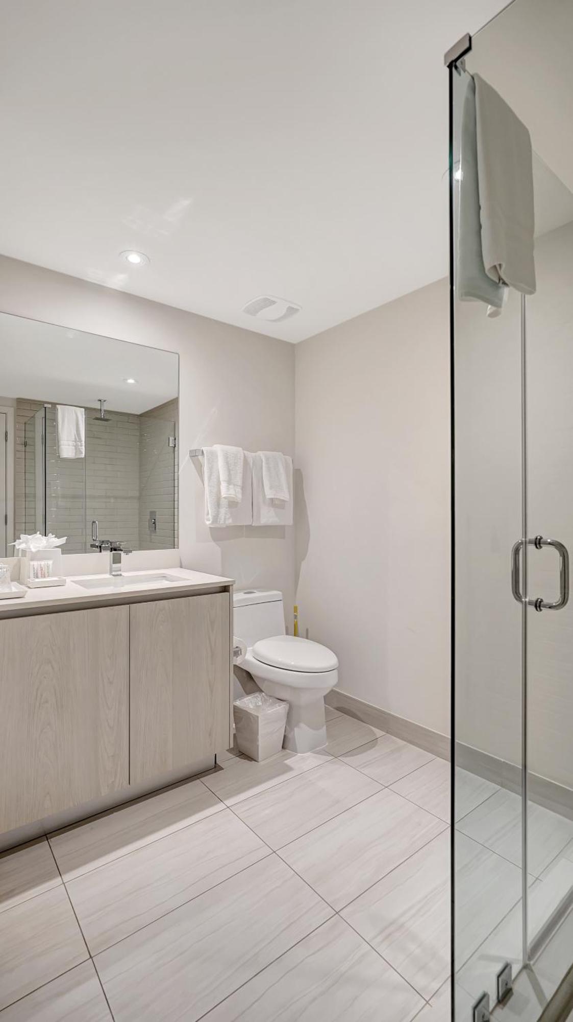 Elegance By The Ocean - 2bd Hyde House Gem With Luxury Amenities