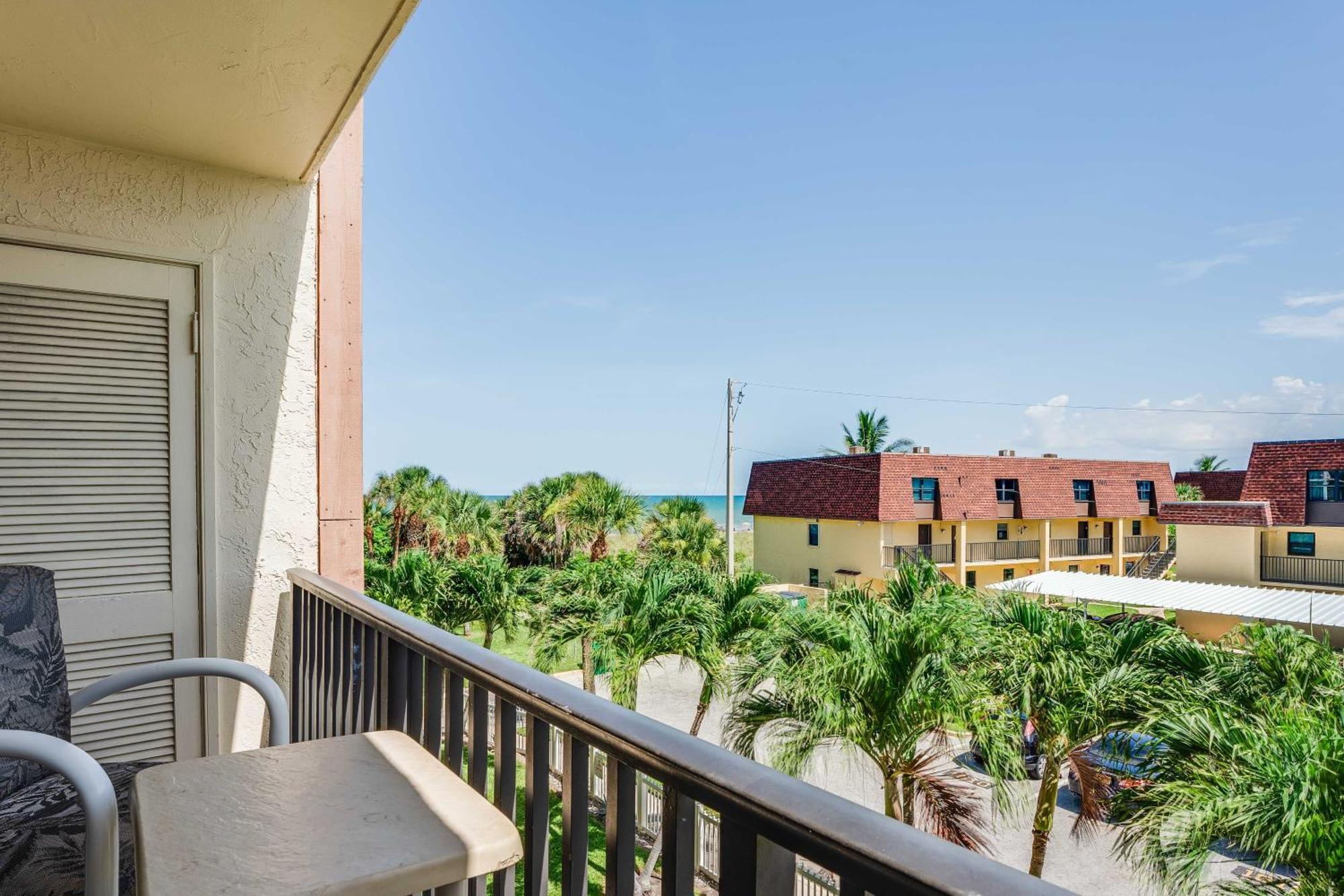 Chateau By The Sea * Cocoa Beach