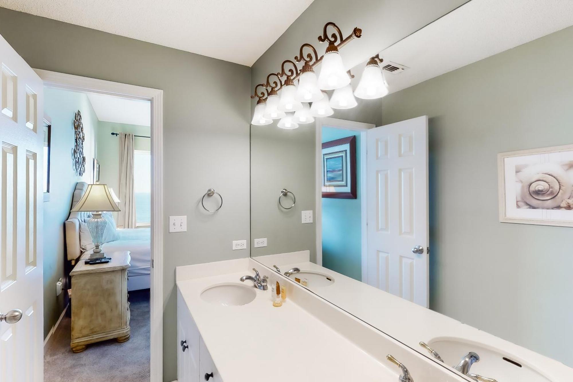 Leeward Key Apartment Destin