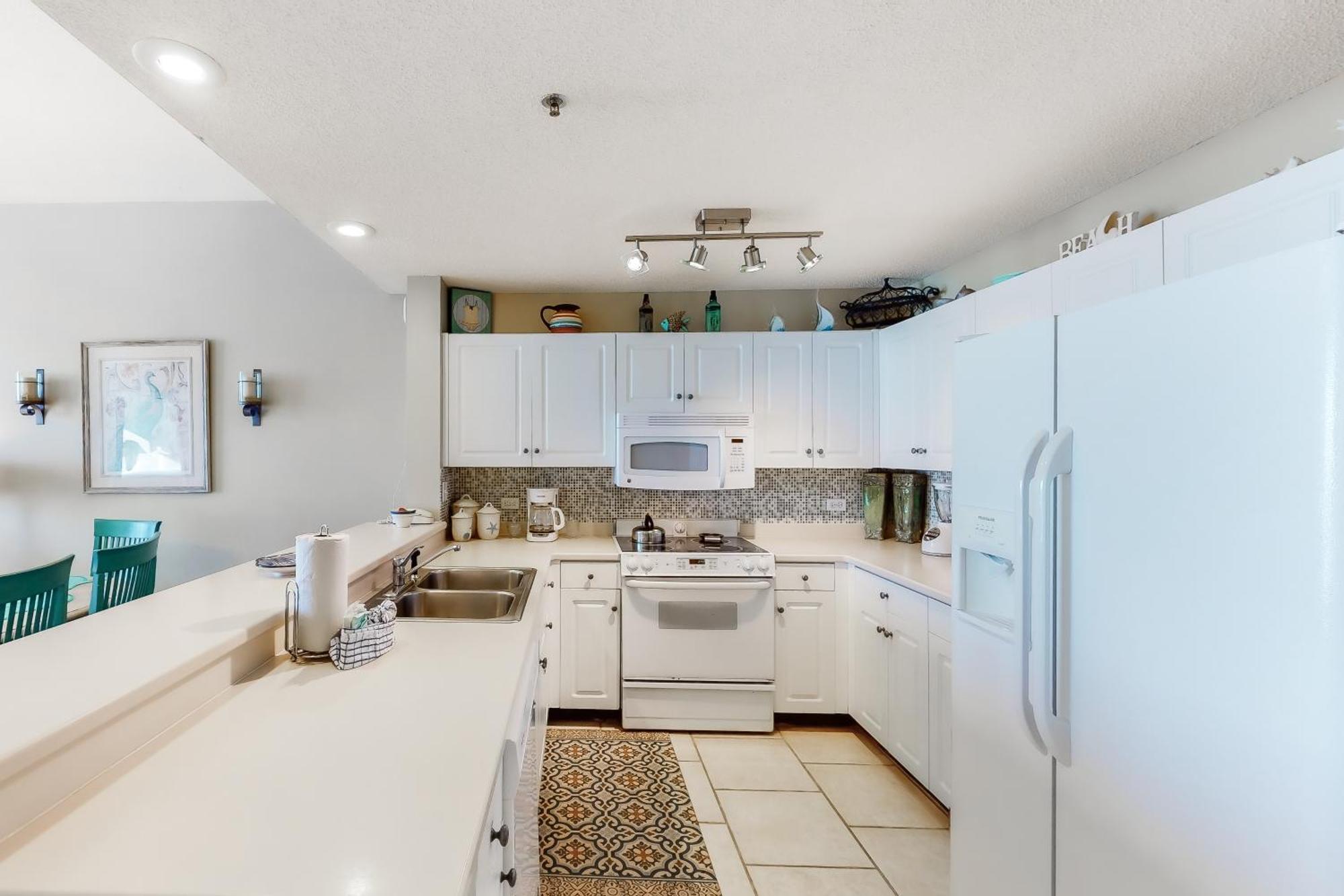Leeward Key Apartment