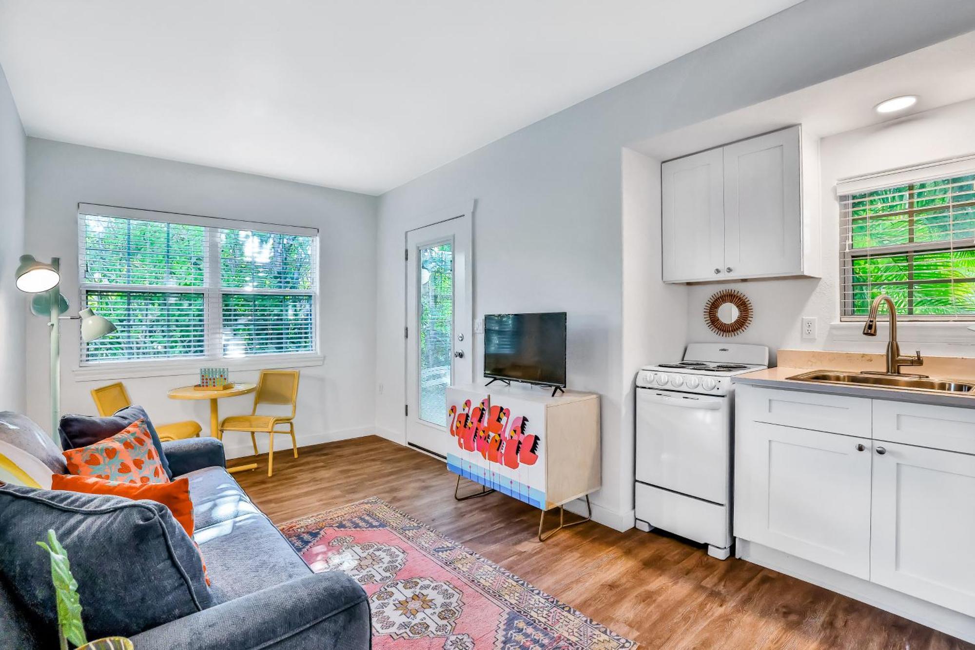 Sunrise Garden Apartment
