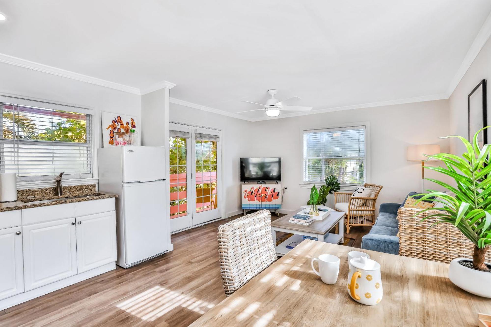 Sunrise Garden Apartment Anna Maria