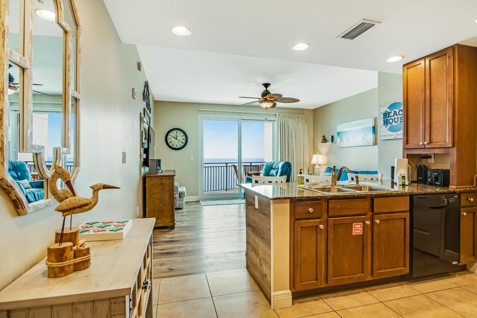 Sterling Breeze 2 Apartment *