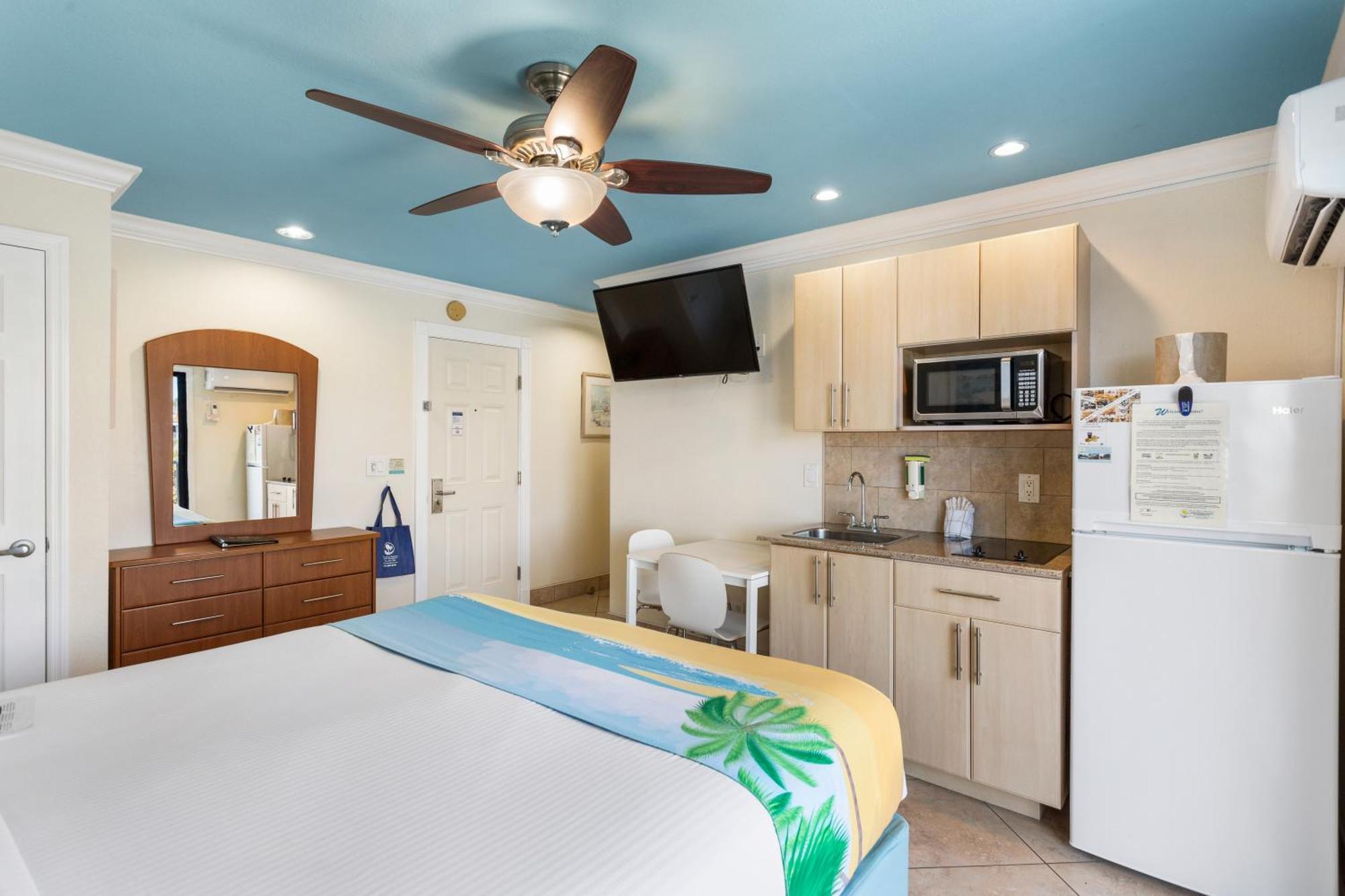 Bayview Plaza Waterfront 3* St. Pete Beach