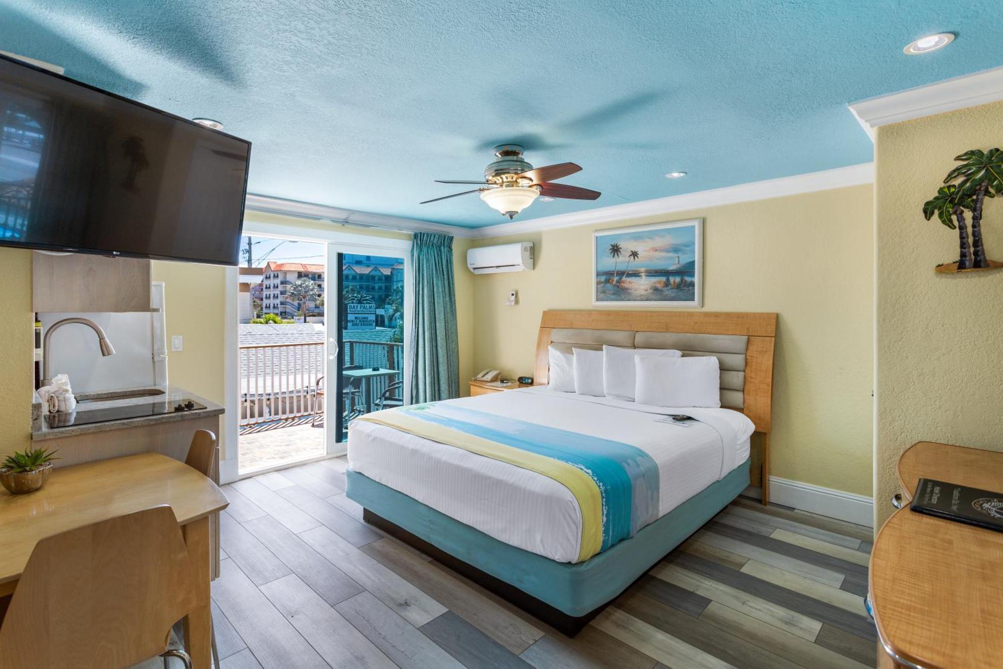 Bayview Plaza Waterfront 3*