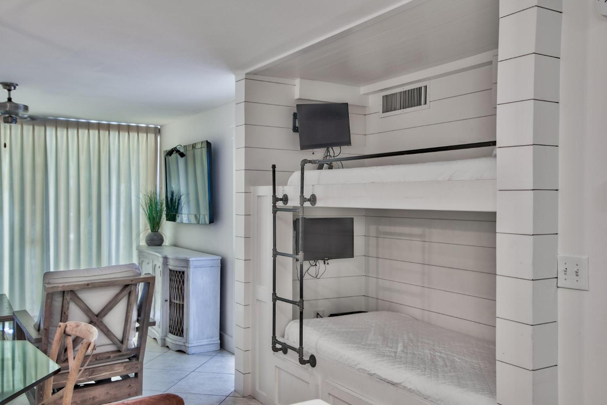 Magnolia House At Pointe I Destin