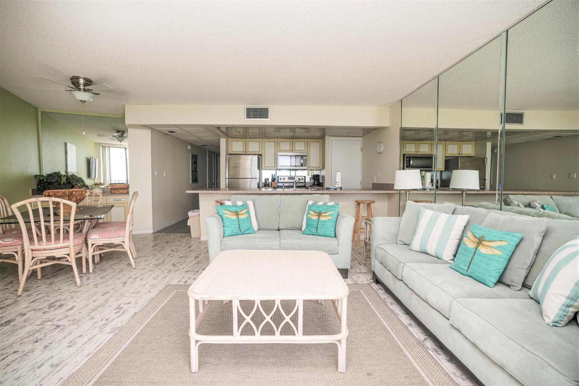 Edgewater By Panhandle Getaways Apartment Panama City Beach