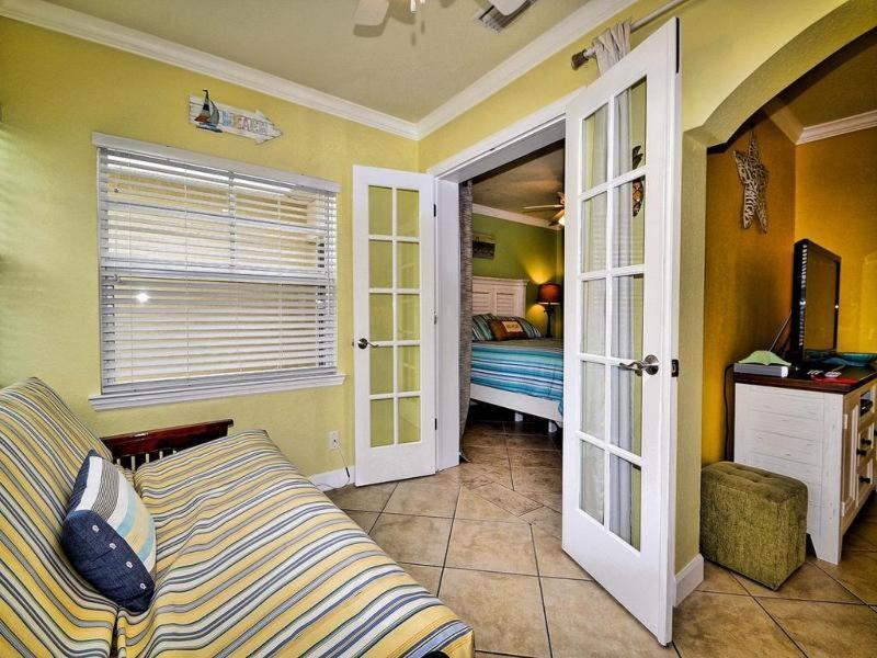 Barefoot 4* Clearwater Beach