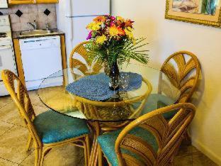 Hotel Coral Reef St. Pete Beach