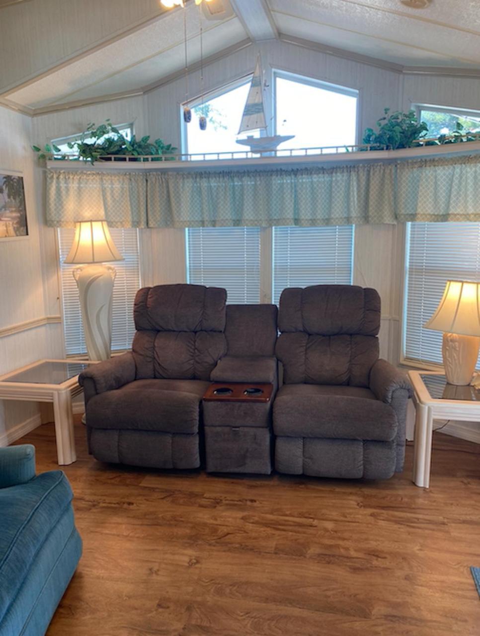 Woody's Rv Llc Resort *