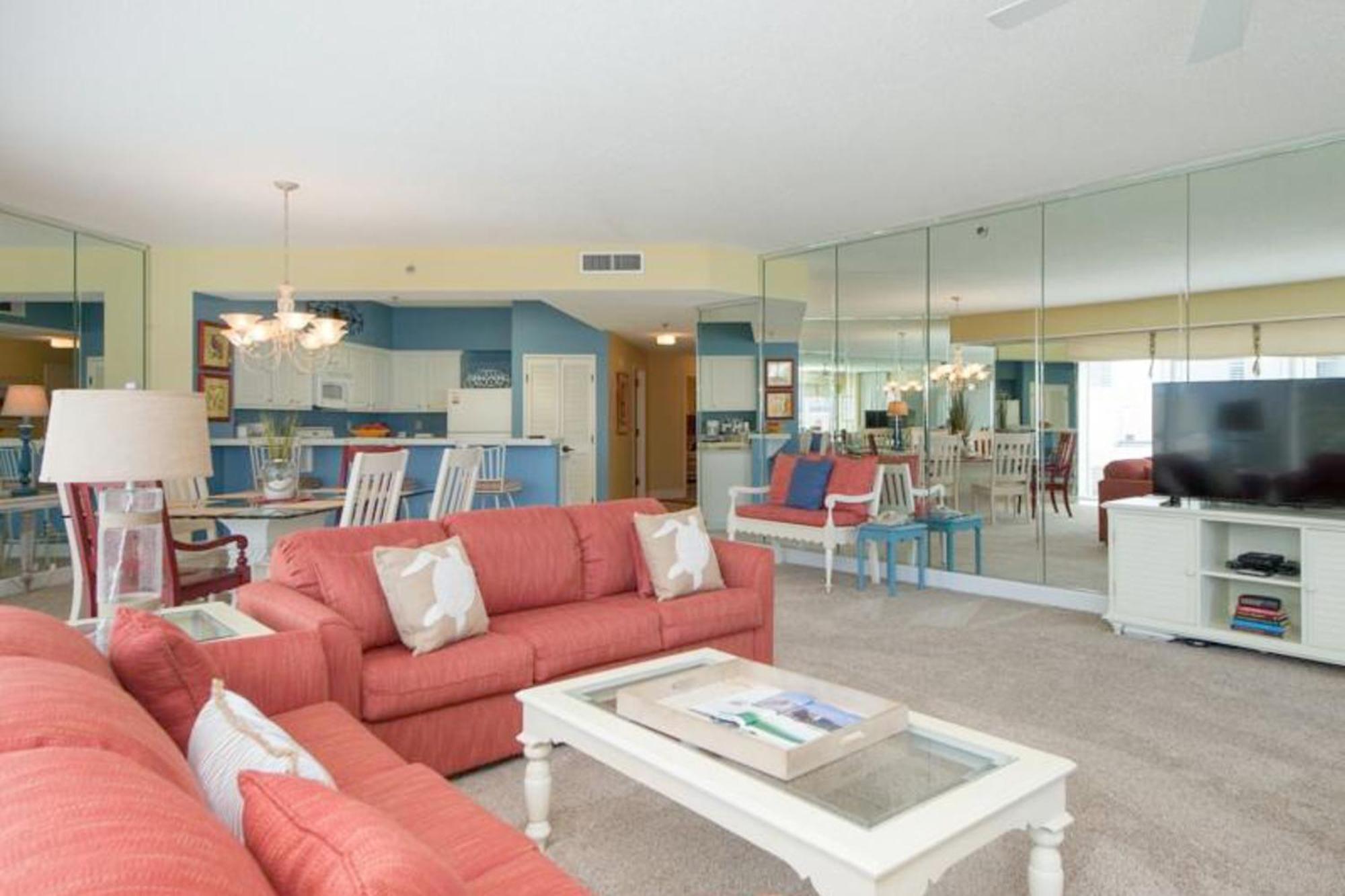 Tops'l Tides I Holiday home