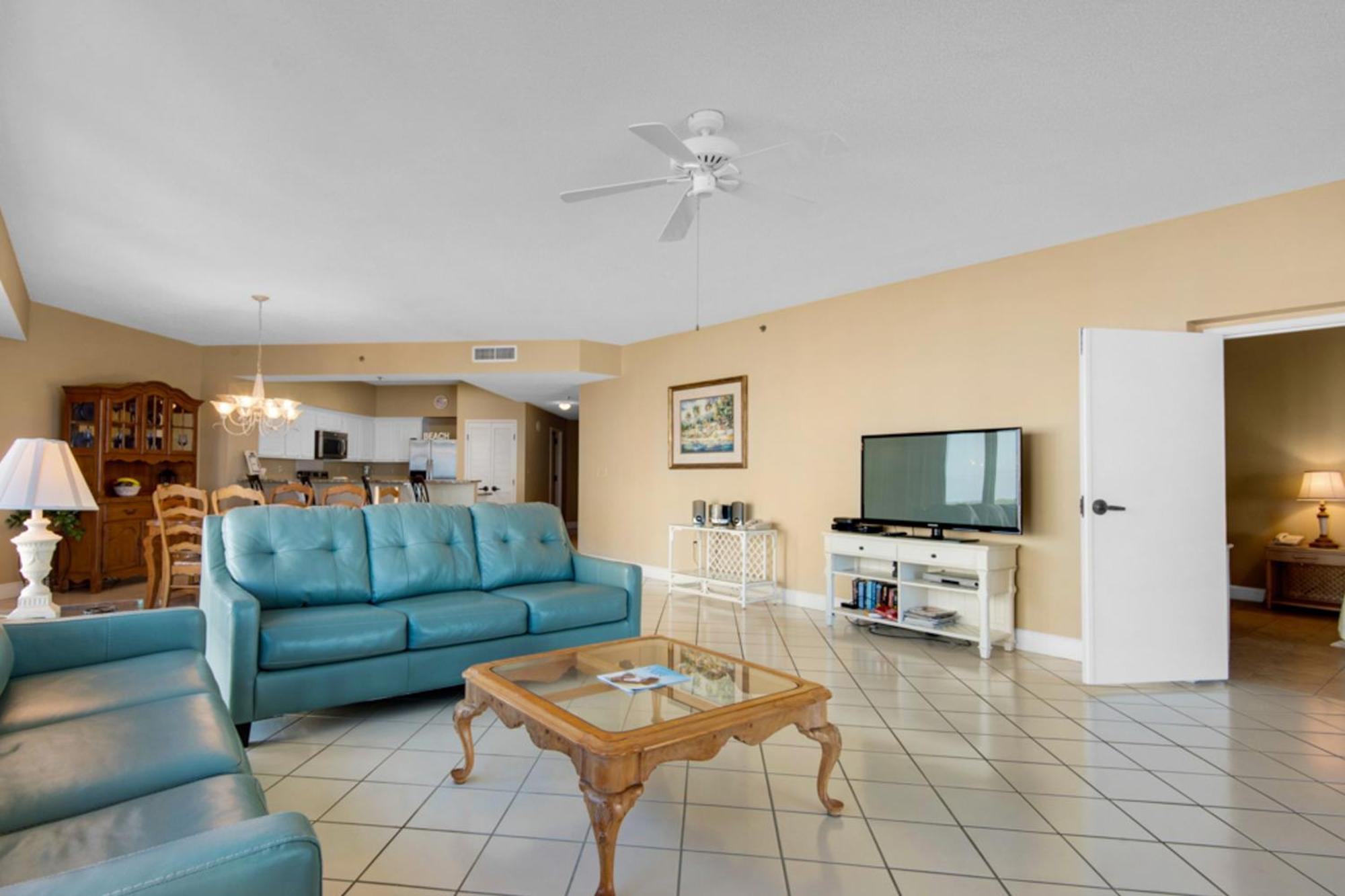 Holiday home Tops'l Tides I