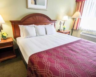 Hotel Stayable At Florida Mall 3*