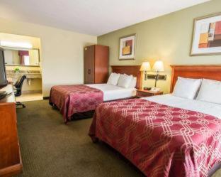 Hotel Stayable At Florida Mall 3*