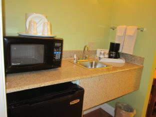 Quality Jacksonville - Near Naval Air Station Inn 3*