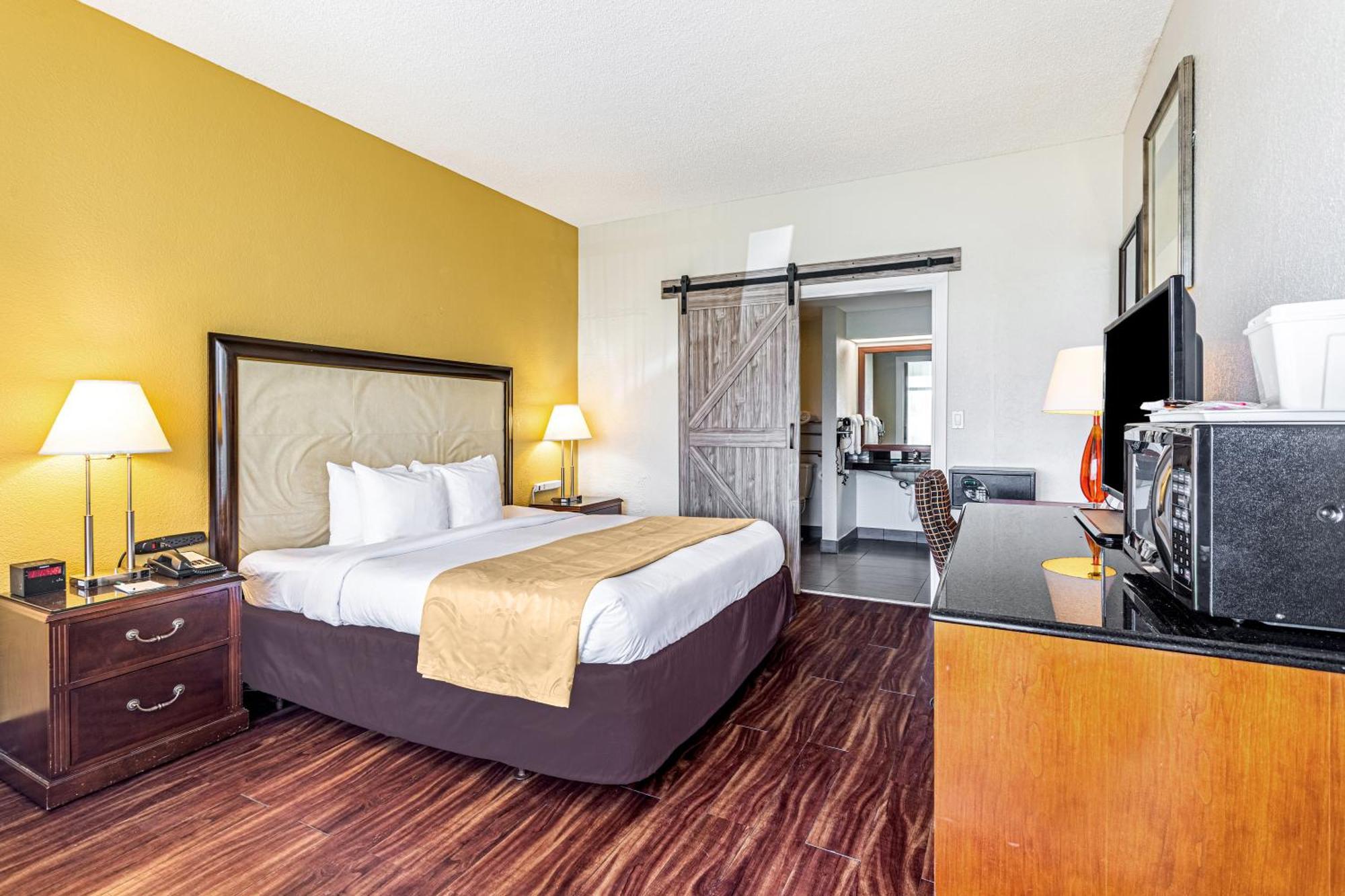 Hotel Quality Area 3*
