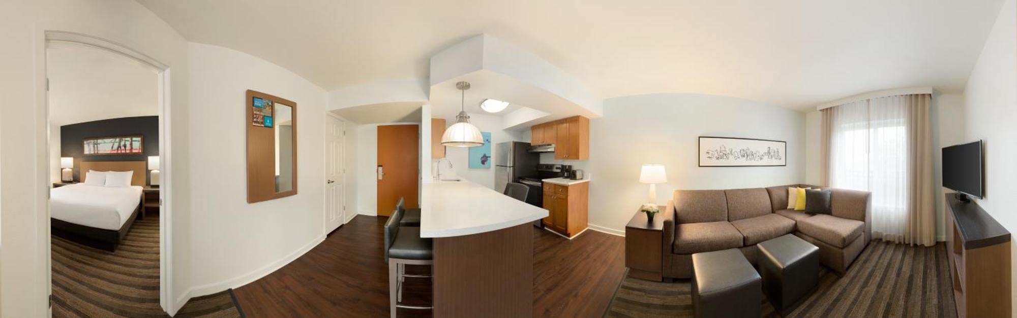 Hotel Hyatt House Miami Airport 3*