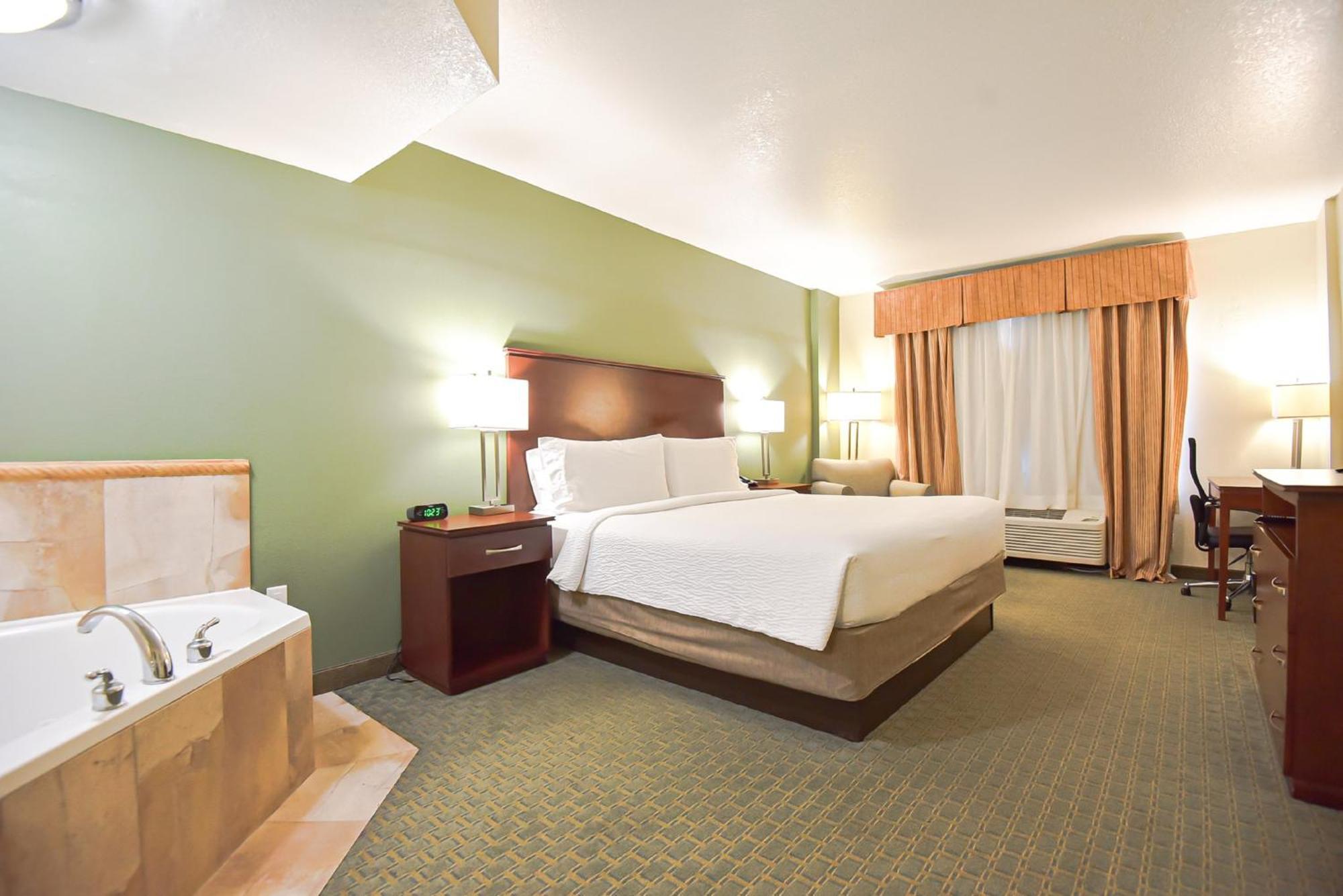 Express & By Ihg Hotel Cocoa