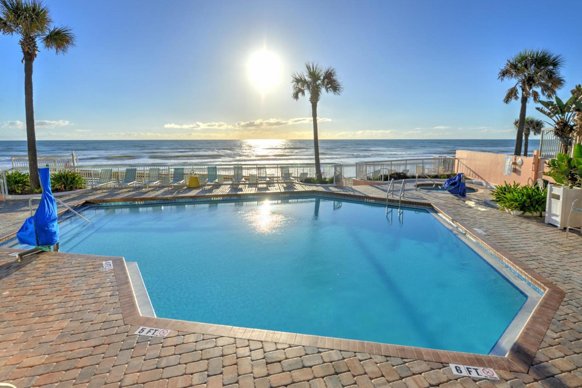 Hotel Bahama House - Daytona Shores