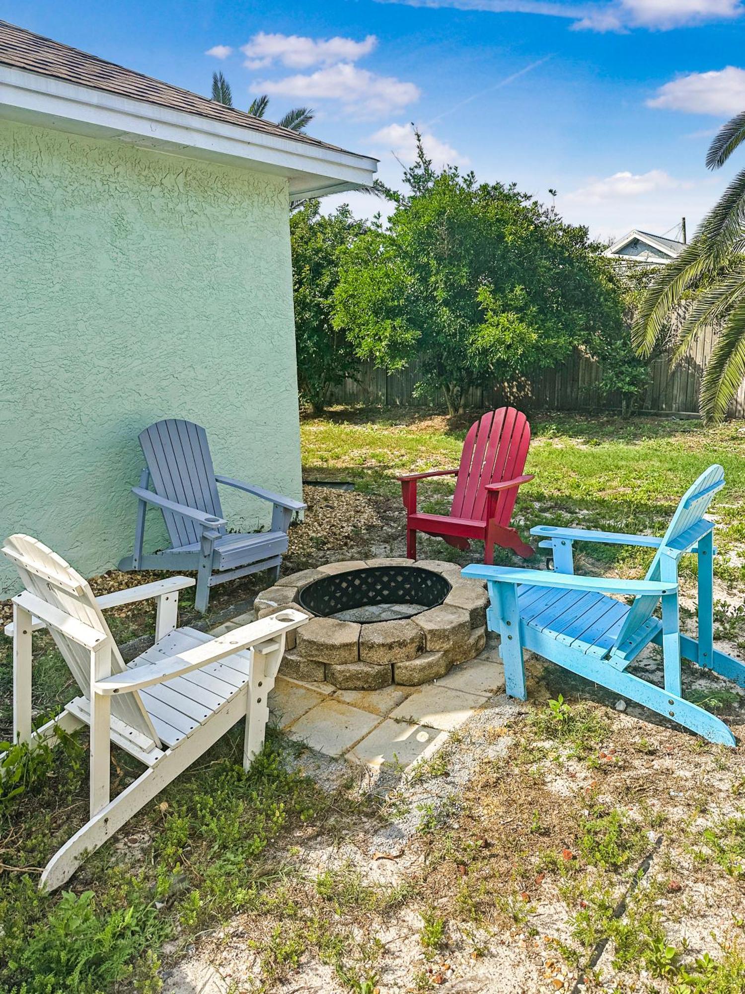 Beautiful House Sleeps 12 - Hot Tub - Breakfast - Walk To * Panama City Beach