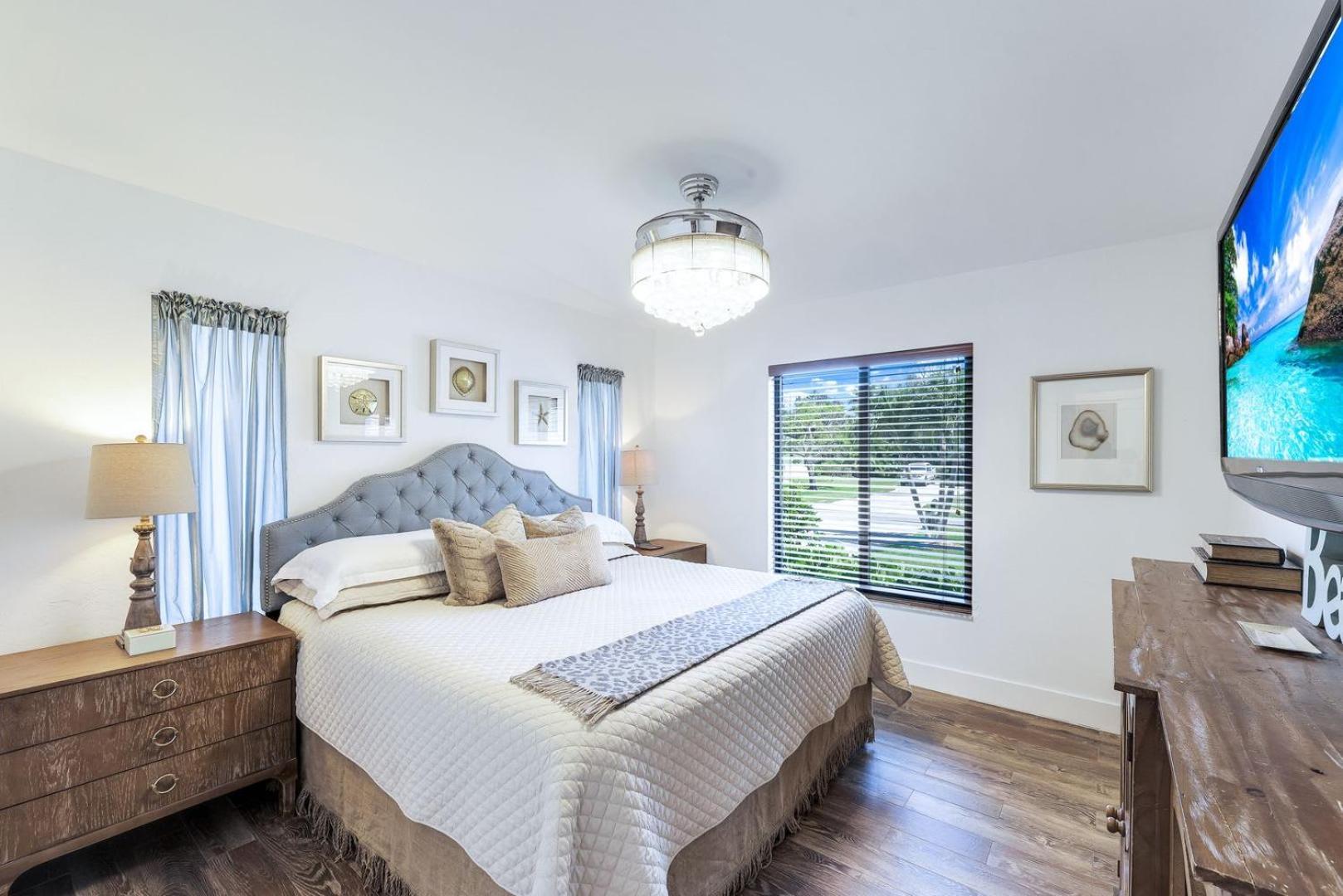 Like Amenities Close To * Bonita Springs