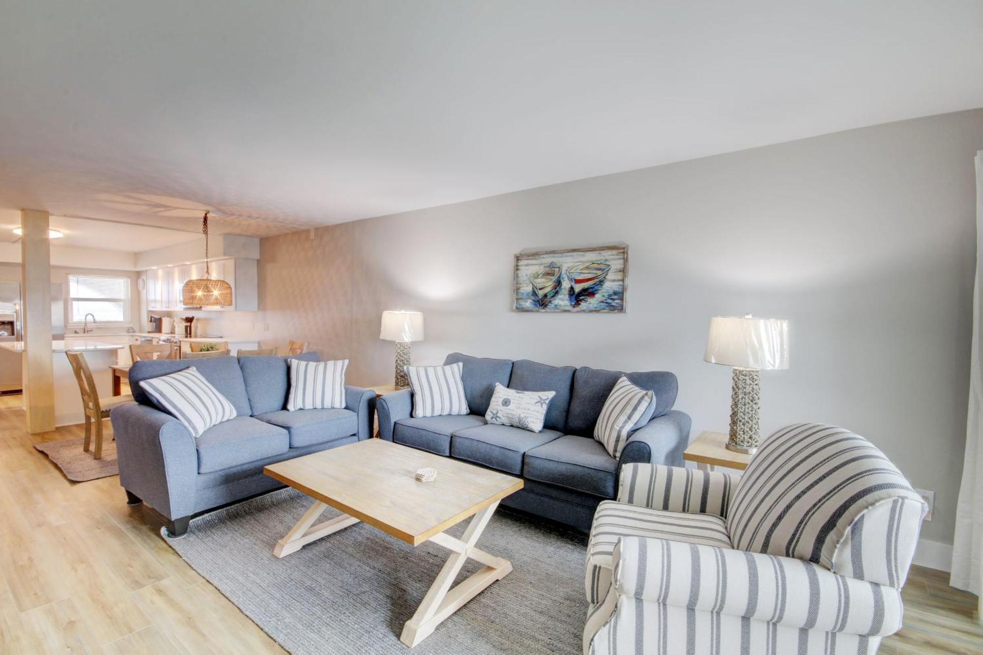 El Matador 266 - Sixth Floor Unit