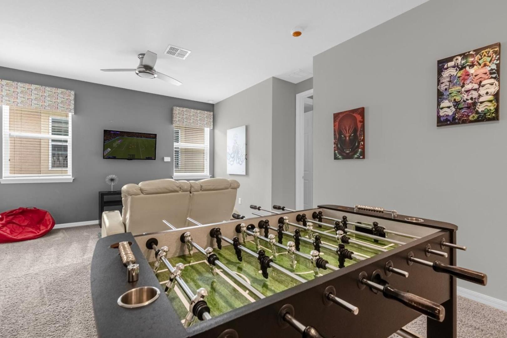 Stunning New 9br W Game Private Pool Villa