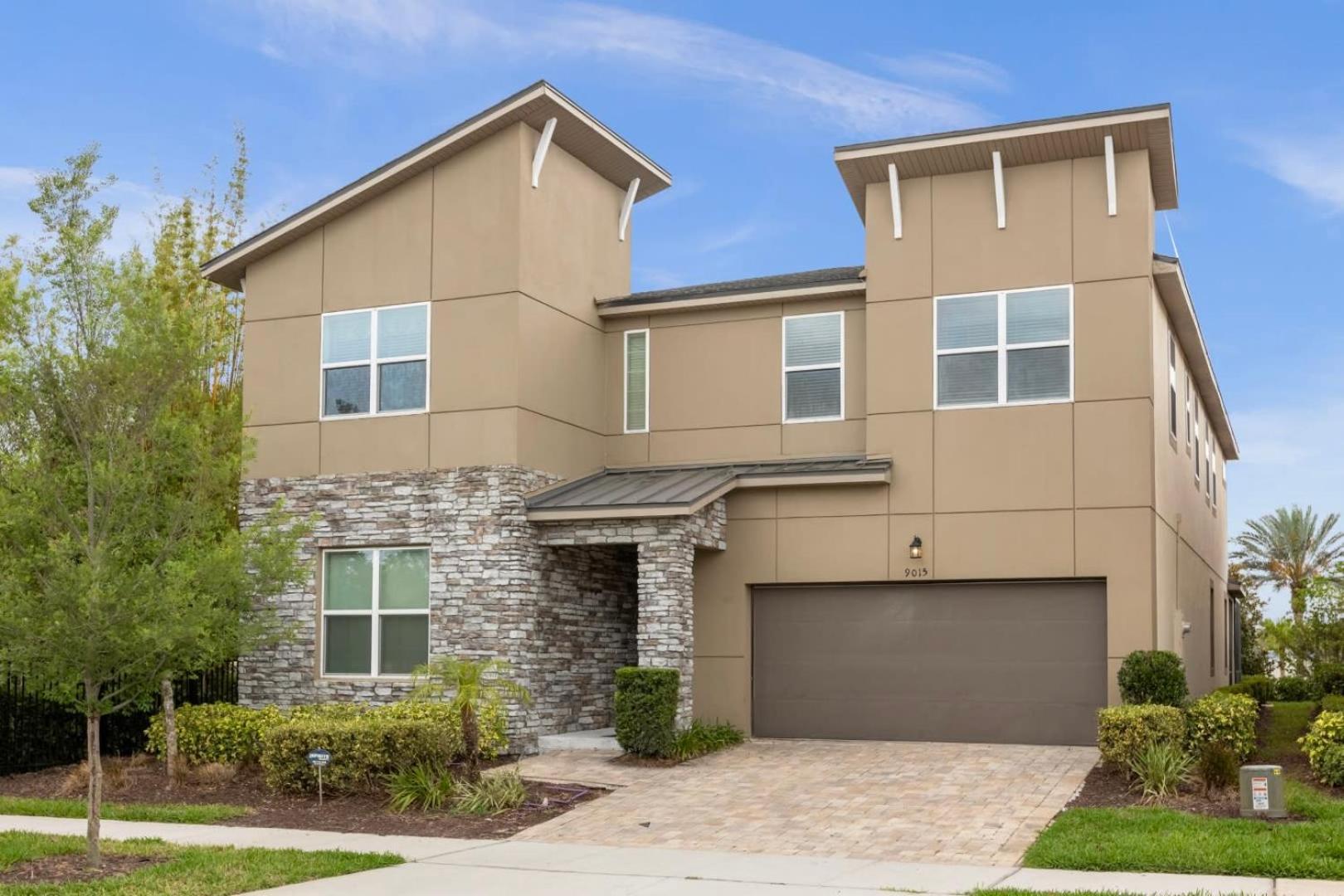 Stunning New 9br W Game Private Pool Villa Kissimmee