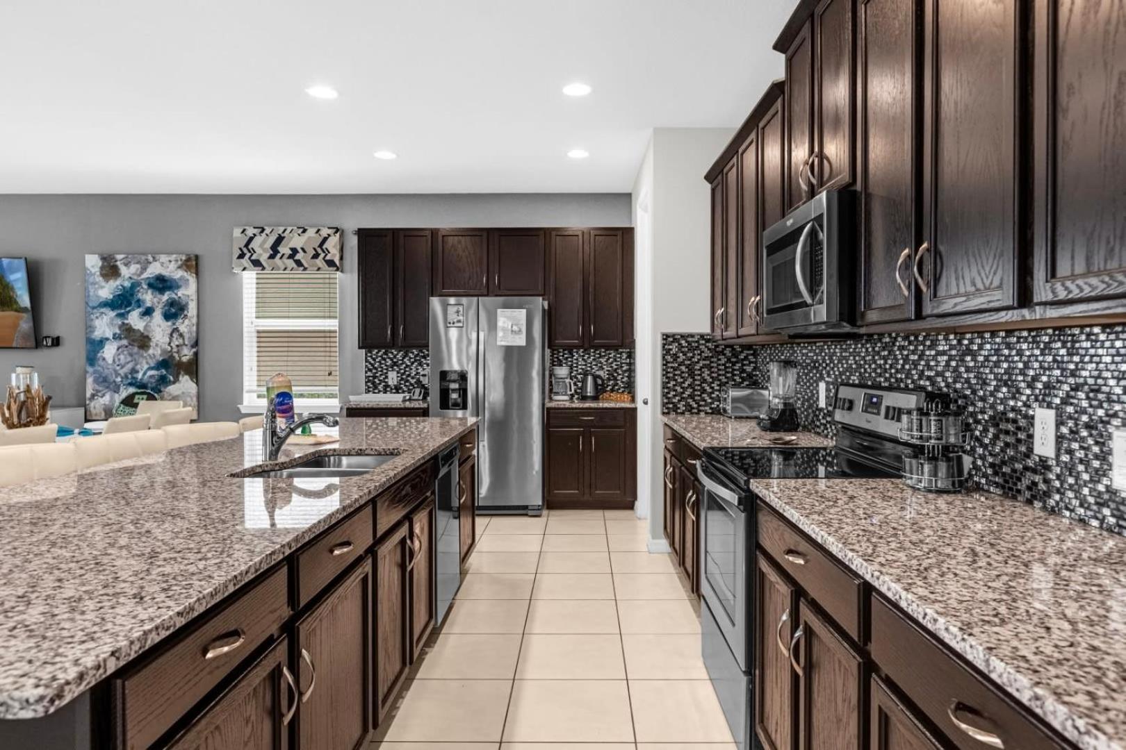 Stunning New 9br W Game Private Pool