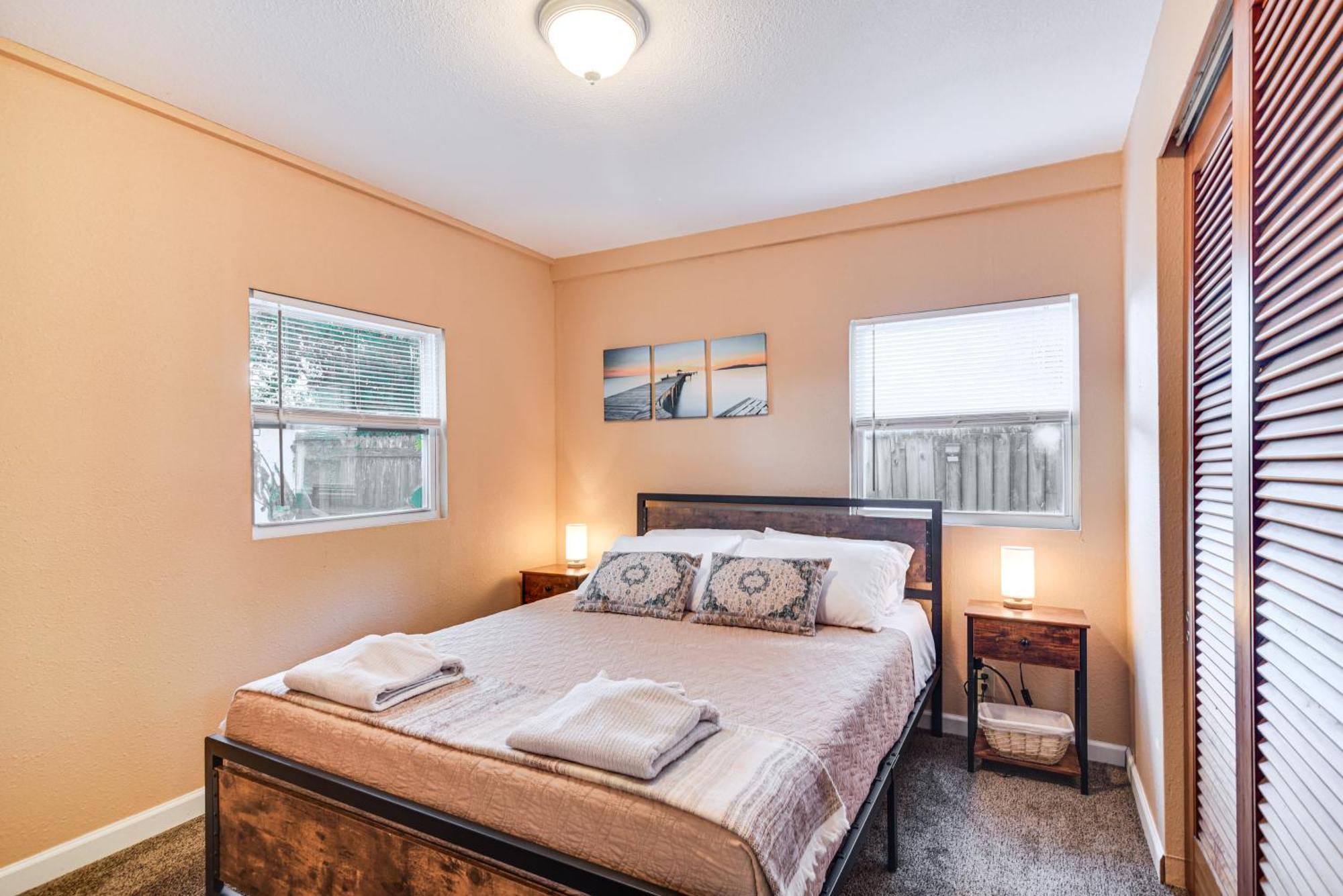 Cozy St Pete About 2 Mi To Madeira Beach! * Redington Shores