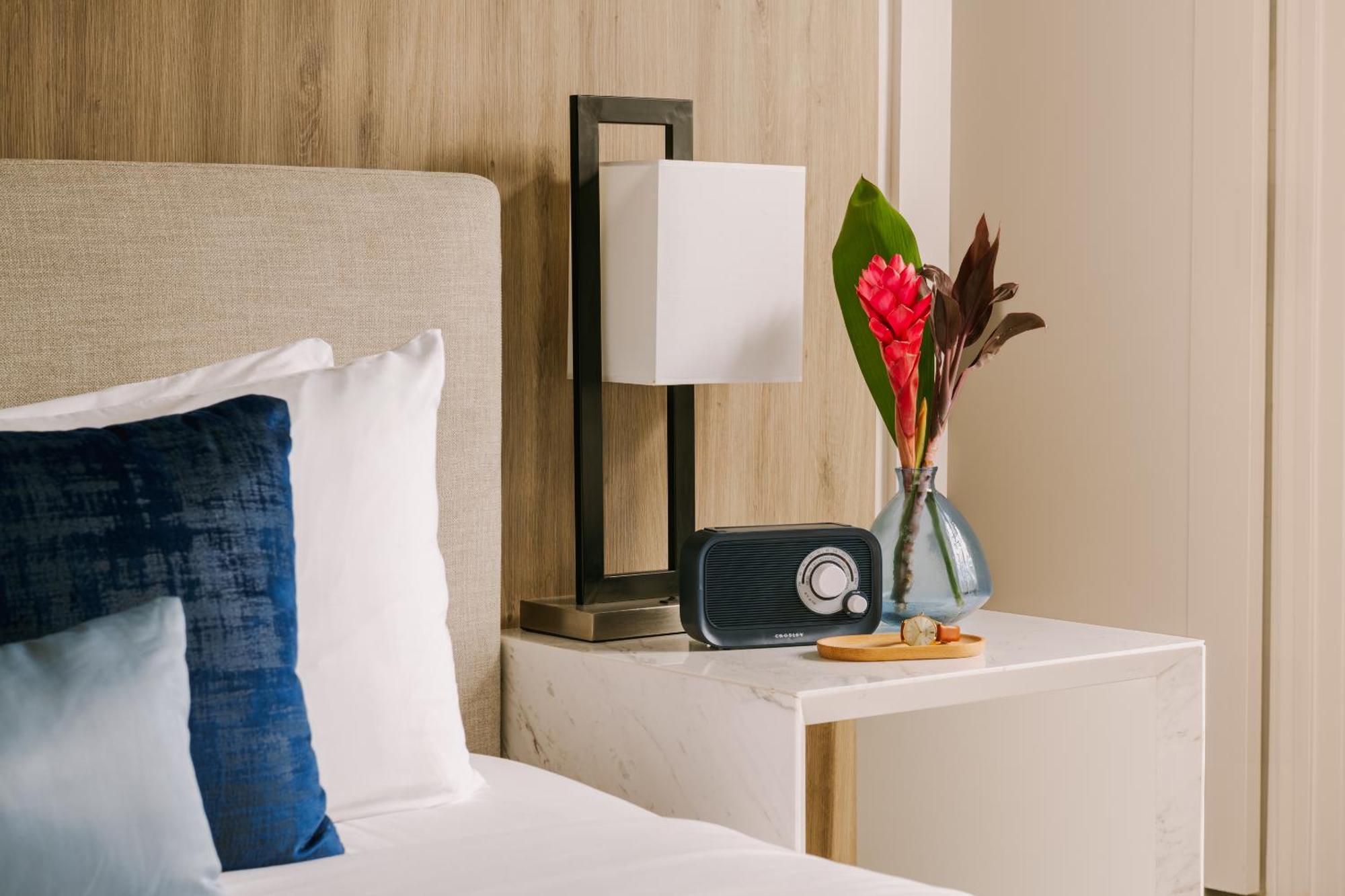 The Hillsboro Powered By Sonder 3*