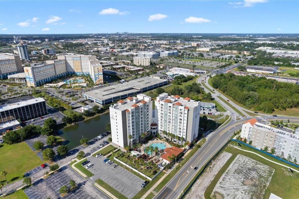 Premier Near & Universal Apartment Orlando