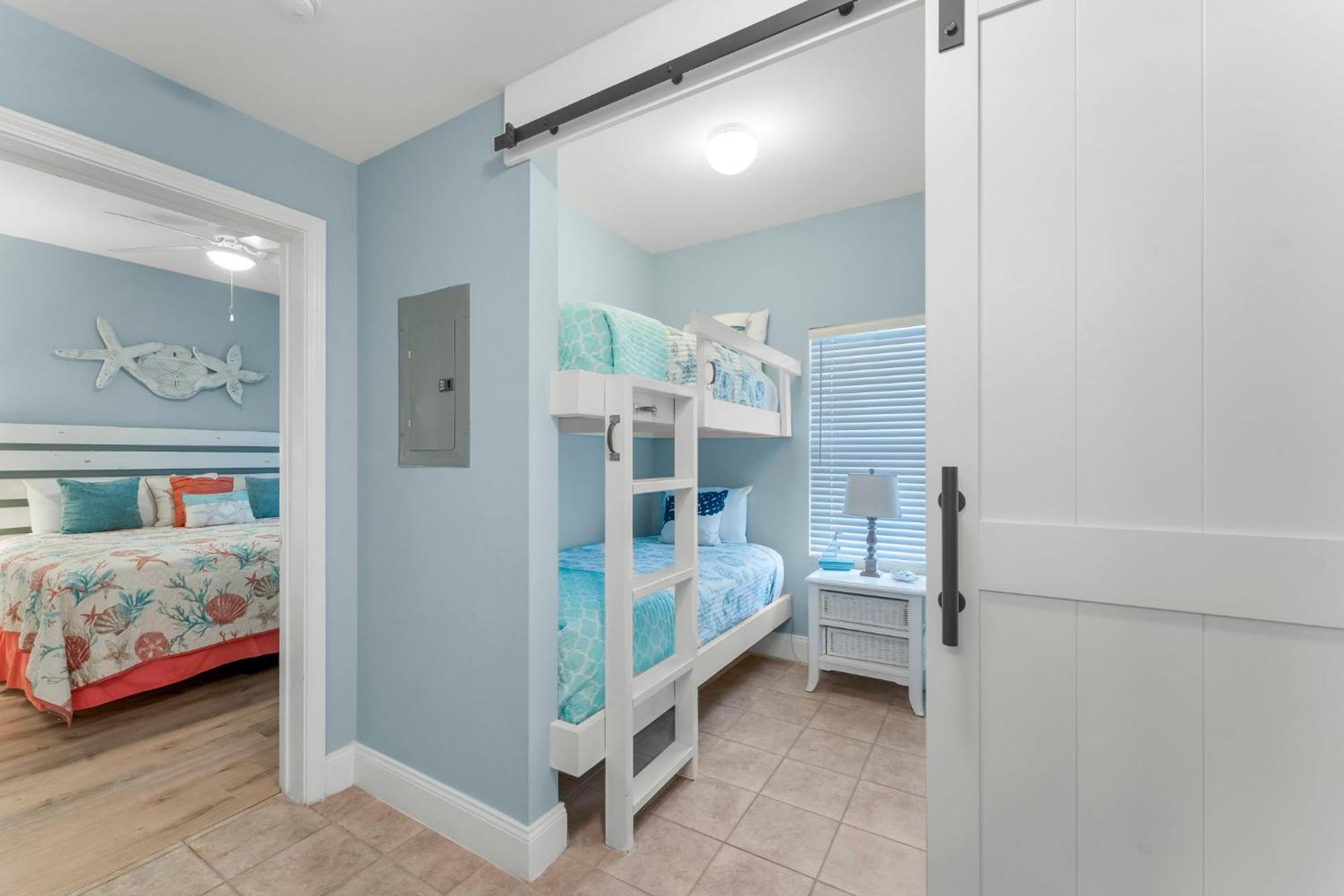 Sapphire Sea At Laketown Wharf #1122 By Nautical Vacation Holiday home *