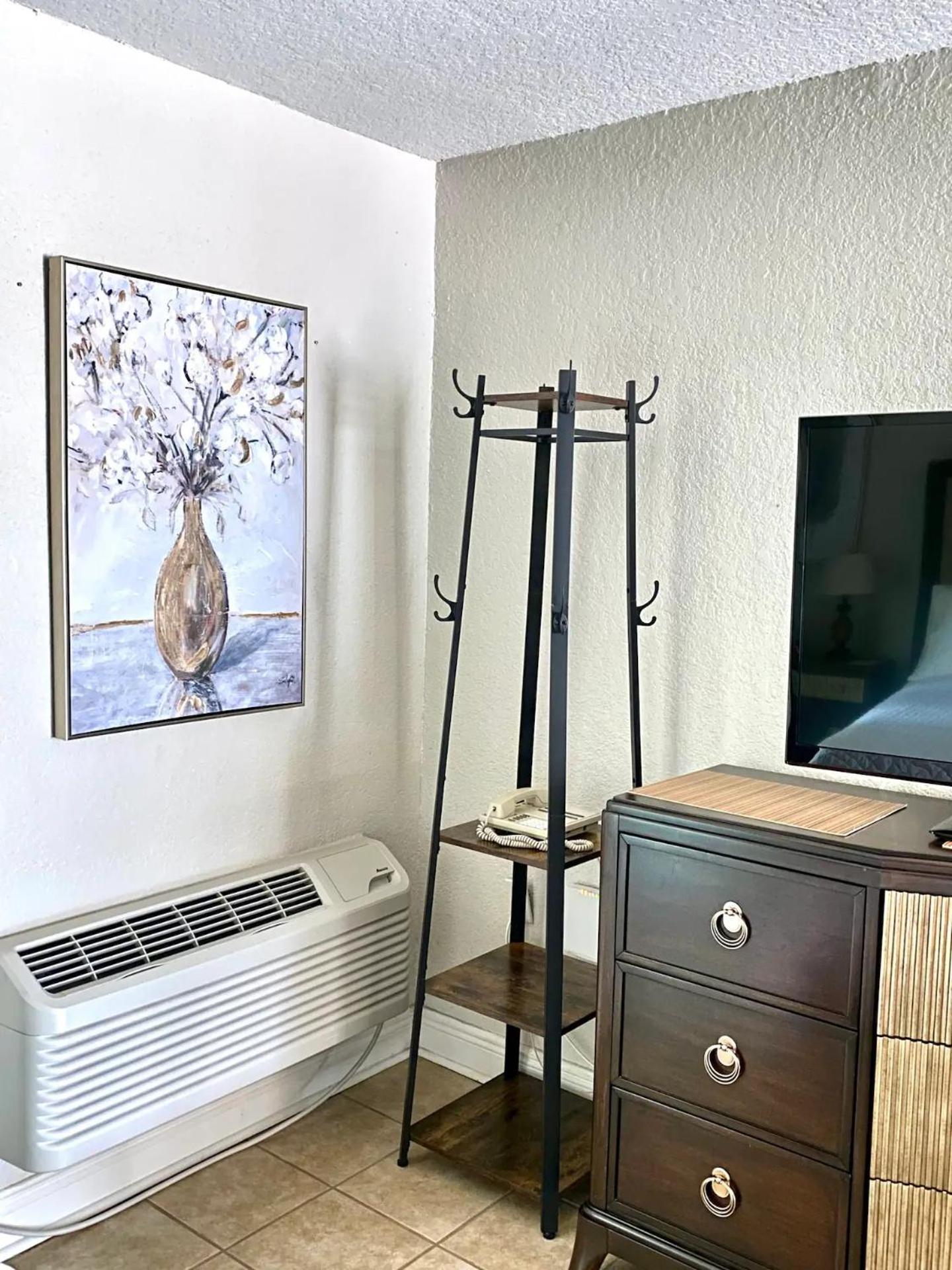 In Waterfront With Balcony Close To Beaches Free Bikes Aparthotel