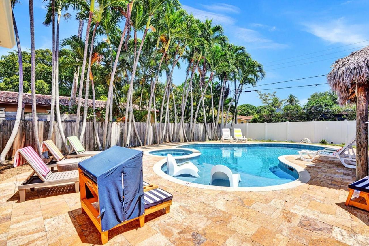 Seaside Oasis In Lakes Near The Hollywood
