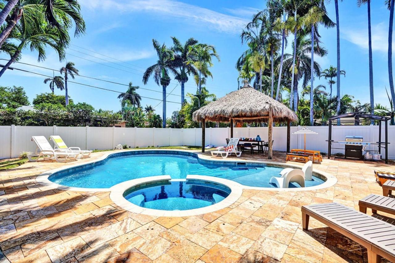 Villa Seaside Oasis In Lakes Near The Hollywood