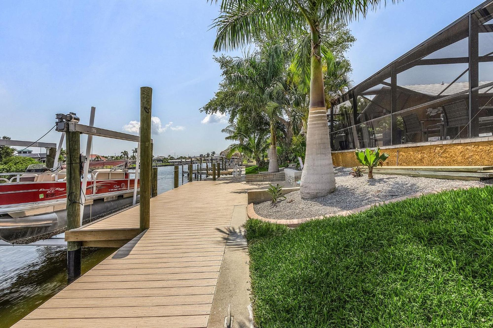 Southern Exposure, Gulf Access, Captain