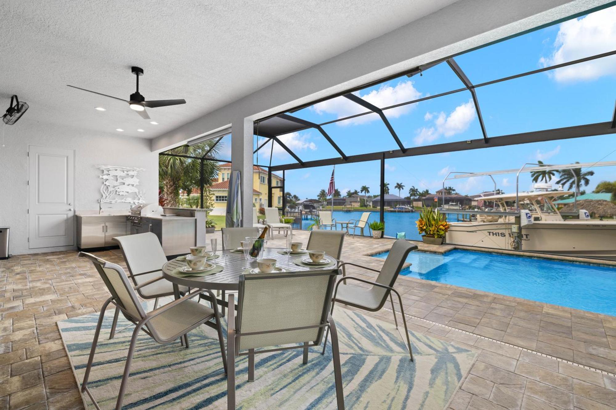 Stunning, Gulf Access, Breath Taking Views, Heated Pool And - Sunlight Landing - Roelens * Cape Coral