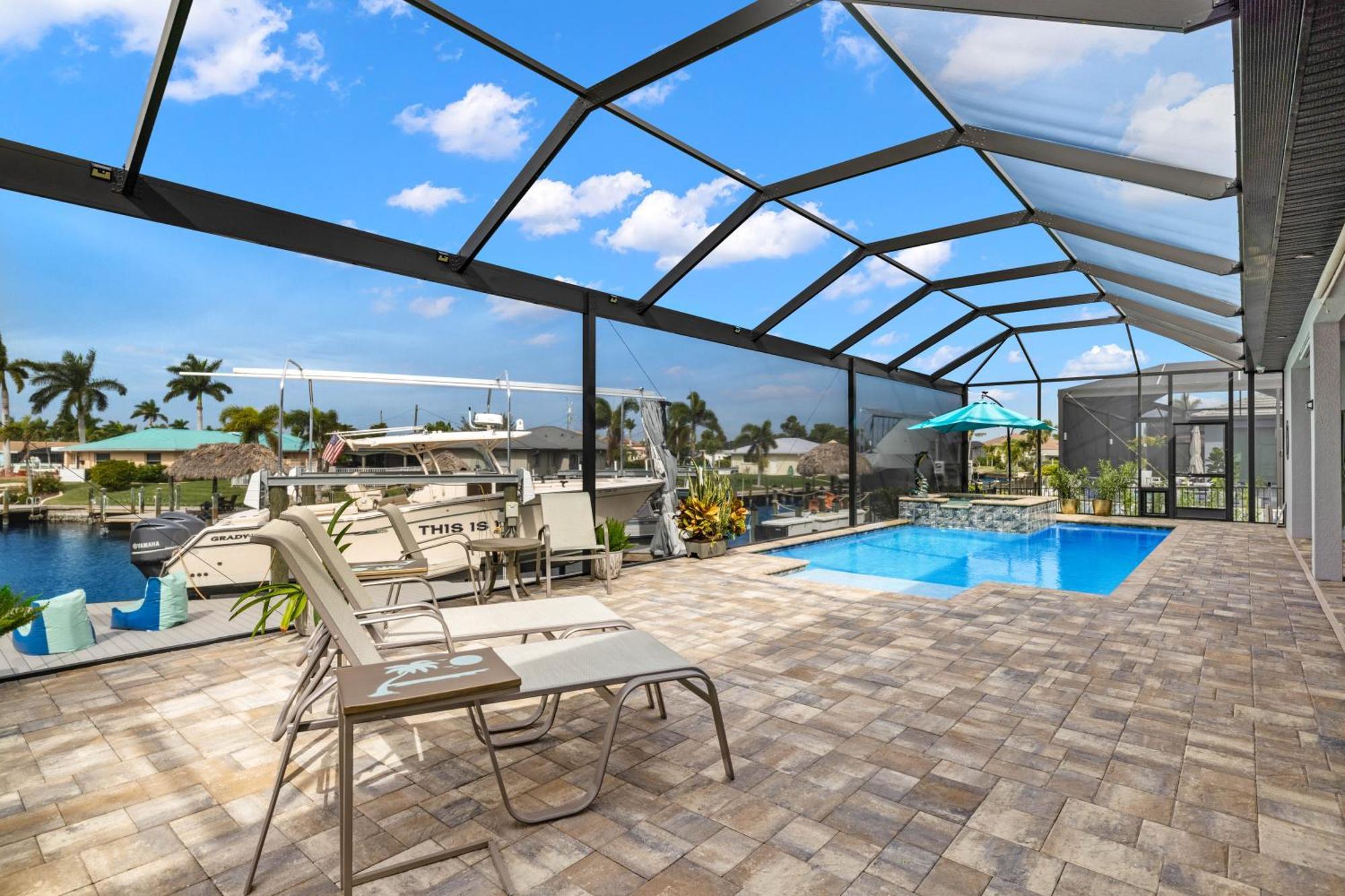 Holiday home Stunning, Gulf Access, Breath Taking Views, Heated Pool And - Sunlight Landing - Roelens