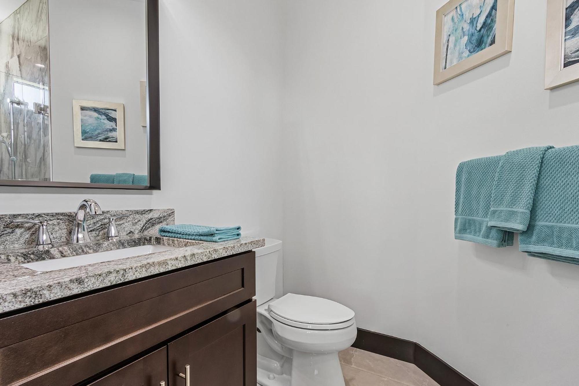 Gorgeous! Heated, Saltwater Pool And Spa, Custom Outdoor Kitchen - Still Waters - Roelens *