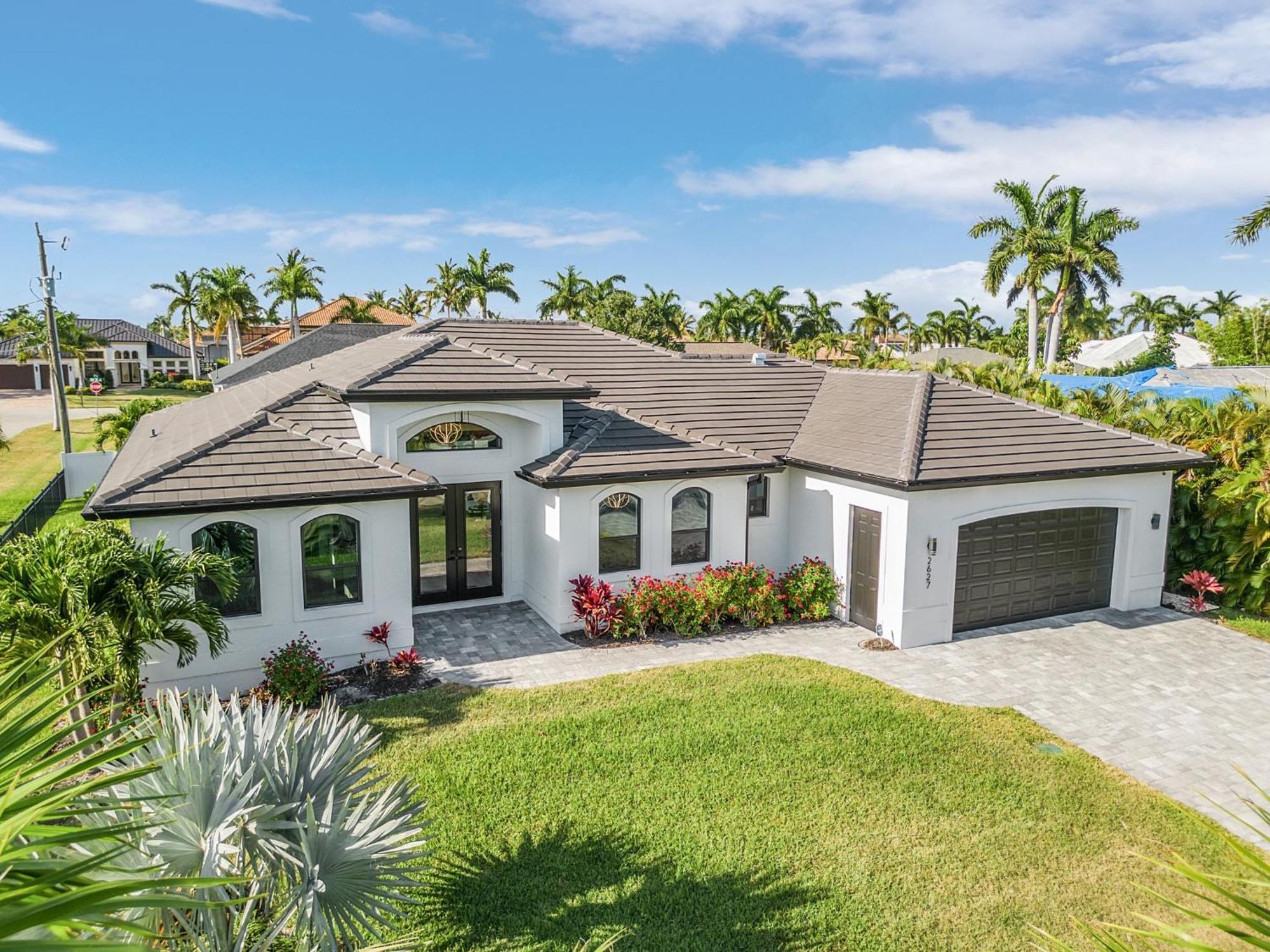 Holiday home Gorgeous! Heated, Saltwater Pool And Spa, Custom Outdoor Kitchen - Still Waters - Roelens
